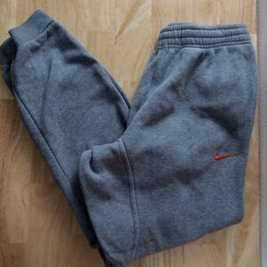 Nike Small Swoosh Sweat Pants Joggers Trainers
